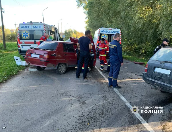 На Волині п’яний водій виїхав на «зустрічку» – двоє людей потрапили в лікарню (фото, відео)