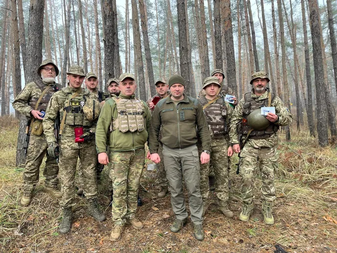 Сирський нагородив волинських бійців ТрО (фото)