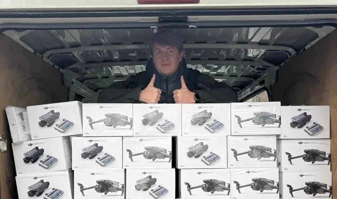Волинянин-нардеп доставив бійцям 100-ої бригади автівки та дрони (фото)
