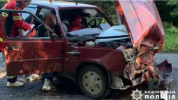 На Волині п’яний водій виїхав на «зустрічку» – двоє людей потрапили в лікарню (фото, відео)