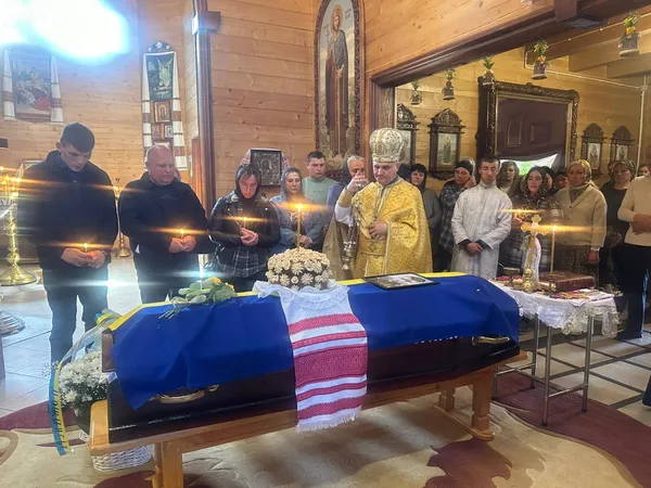Навіки 28: на Волині попрощалися із загиблим Героєм Миколою Шевчуком (фото)