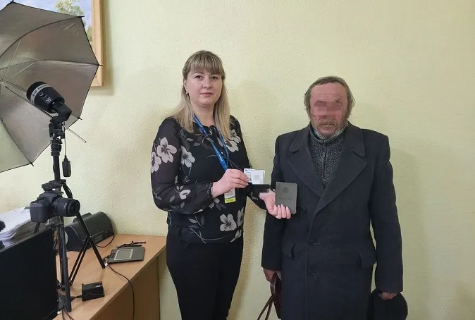 На Волині чоловік 50 років жив з радянським паспортом