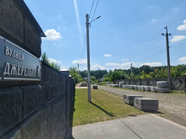 У Гаразджі ремонтують дорогу, якої не знає Google