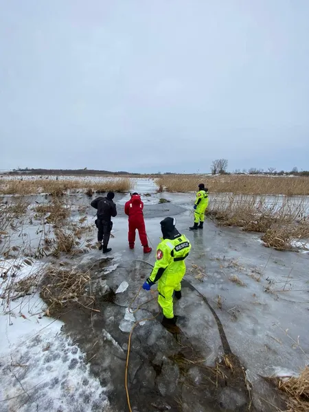 На Волині в річці Луга водолази шукають жінку: тіло не знайшли (фото)