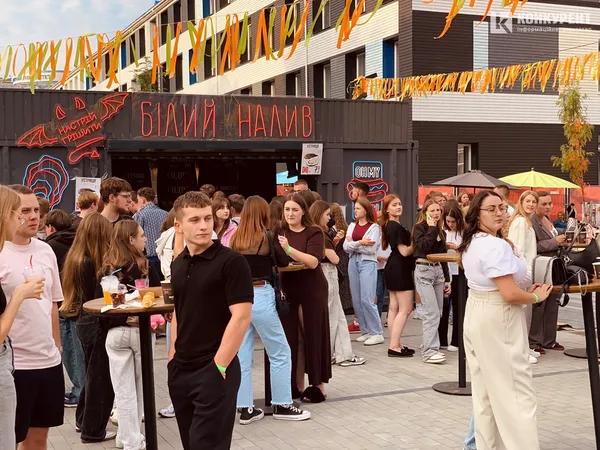 Як у Луцьку відгуляли перший день серпневого FOODFEST (фото)