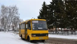 Фото дня: у луцькій маршрутці виявили "суперзахищений" вогнегасник