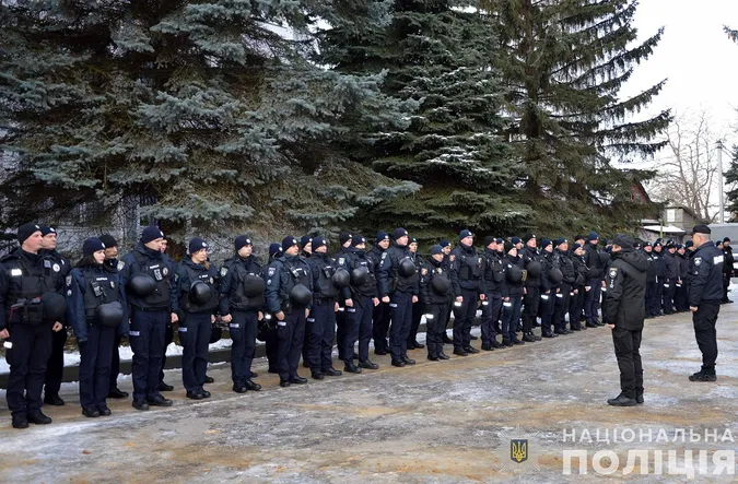 У прикордонних районах Волині у школах чергуватимуть поліцейські (фото)