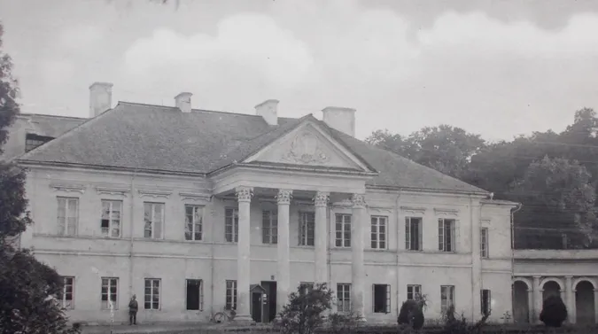 На фото: Палац у Бужанах, 1910-ті роки