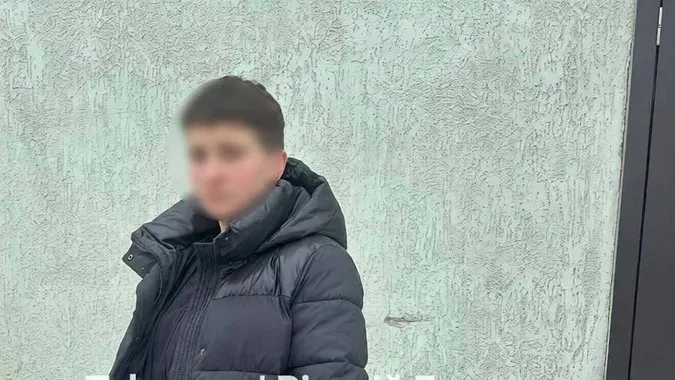 Мати на заспокійливих, а вчителі в ступорі: ким насправді була підозрювана в теракті у Львові