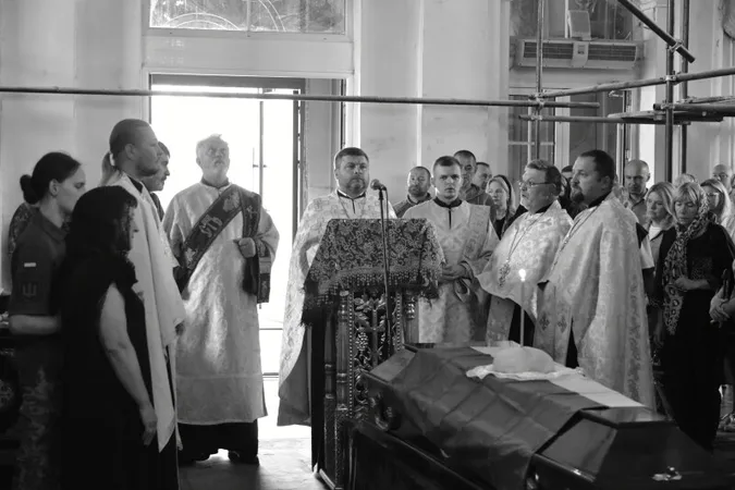 У Луцьку попрощалися із загиблим на Миколаївщині Ігорем Дуплієм (фото)