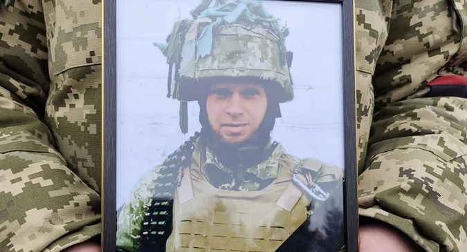 На Волині попрощалися із загиблим під Мар'їнкою Володимиром Фірчуком (фото)