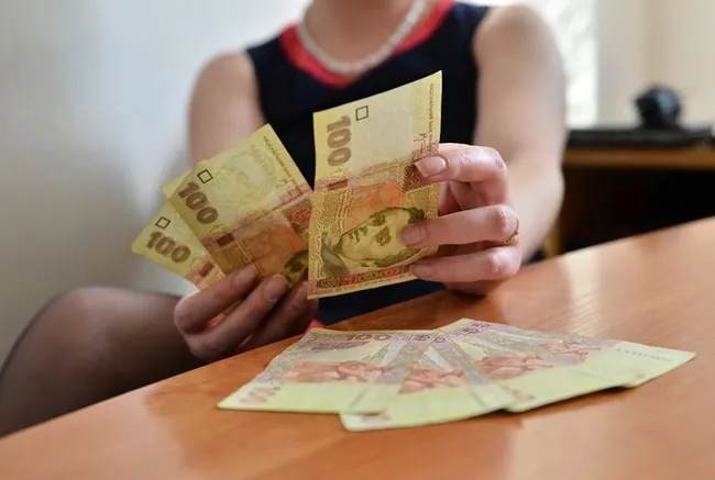 Волинянка напозичала у знайомих 400 тисяч гривень і не повернула