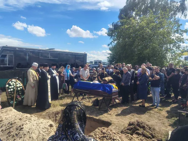 На Волині провели в останню путь полеглого воїна Олександра Ракоєдова (фото)