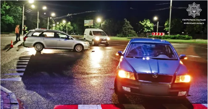 У Луцьку на кільці біля «Авангарду» – аварія (фото)