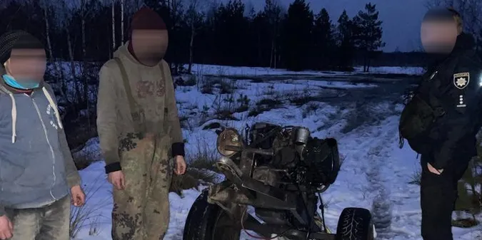 На Рівненщині за видобутком бурштину зловили 23-річного «старателя» з Волині (фото)