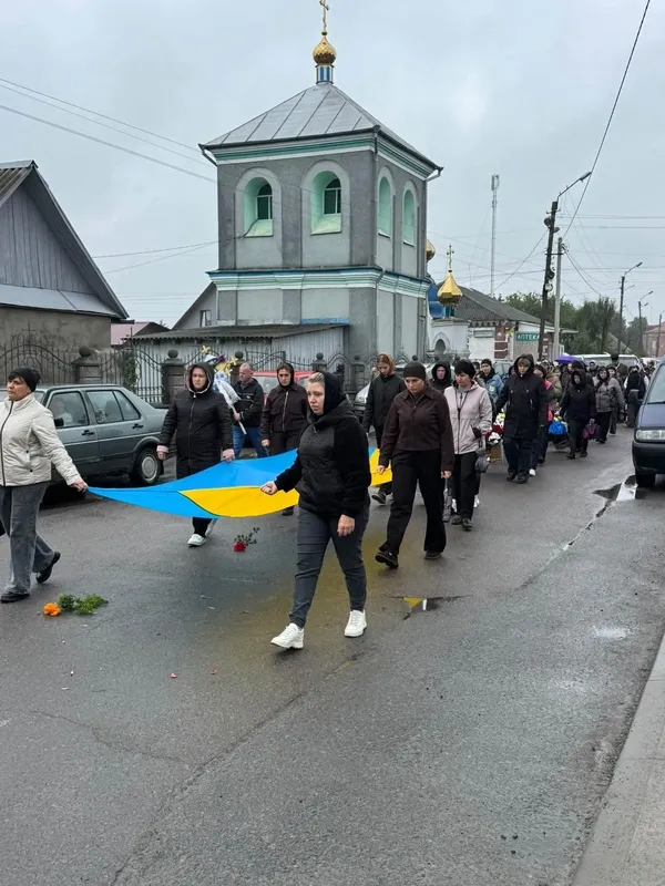 Назавжди 25: в останню дорогу провели Героя з Волині Юрія Коломія (фото)
