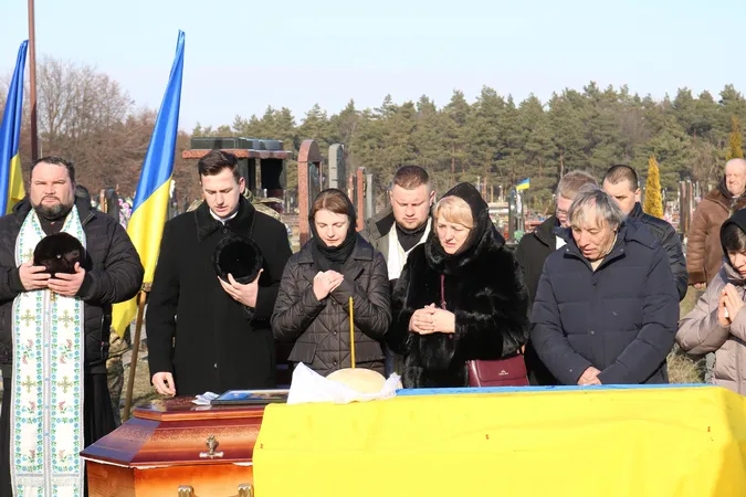 У Горохові попрощалися із загиблим воїном Степаном Гебою (фото)