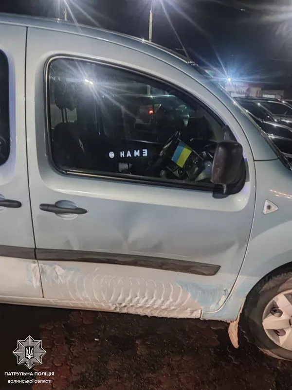 У Луцьку п'яний водій втік з місця ДТП, але його наздогнала жінка на «мерсі» (фото)