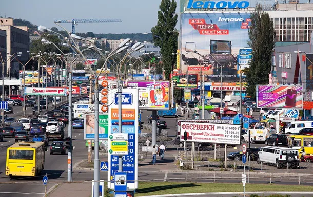Немісцеві підприємці спотворюють Луцьк зовнішньою рекламою