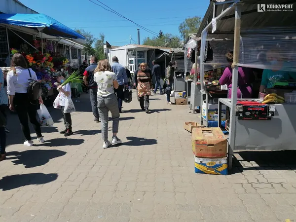 Скільки коштує лепеха на Старому ринку у Луцьку