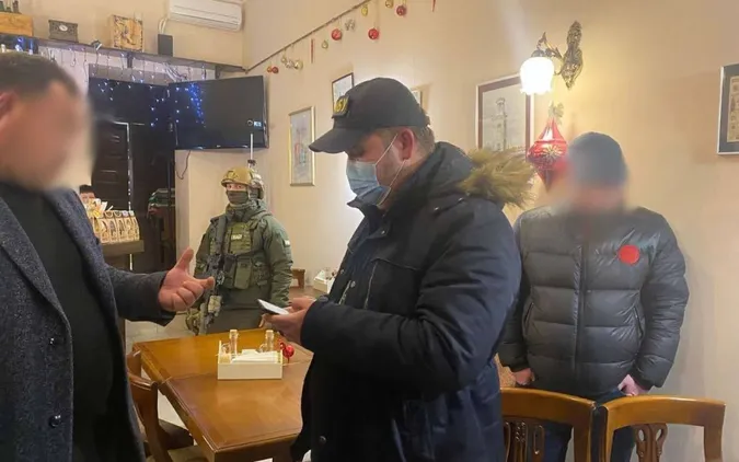 Правоохоронці затримали нардепа від «Слуги народу» на хабарі у пів мільйона грн (оновлено, фото)