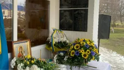 У ліцеї на Волині встановили меморіальну дошку захиснику Юрію Годлевському (фото)
