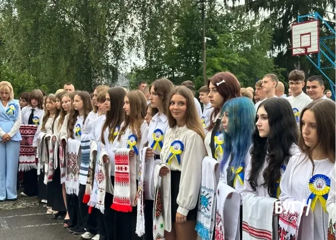 Свято, кульки, перший дзвоник: як у Володимирі відзначили 1 вересня (фото)