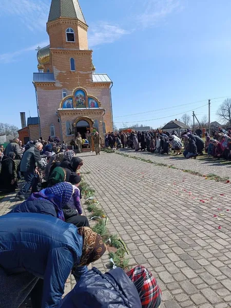 На Волині попрощались з 29-річним Героєм Миколою Півнем (фото)