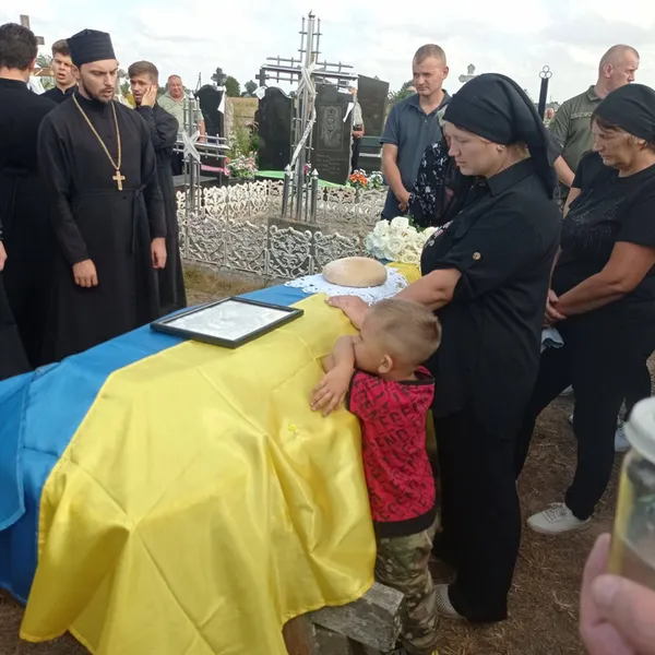 У Луцькому районі попрощалися із молодим прикордонником Миколою Дроздюком (фото)