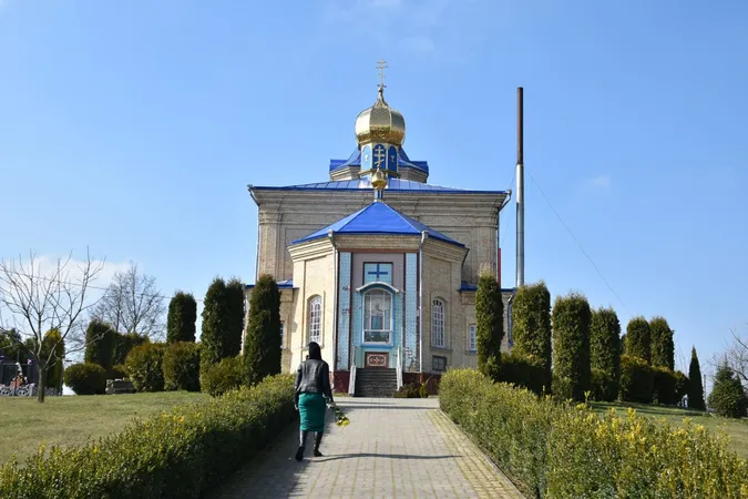 У Луцькій громаді попрощалися із загиблим на Харківщині Олександром Літвінцовим (фото)
