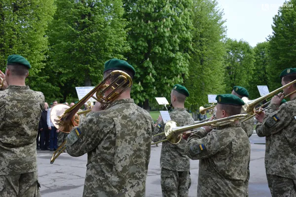 Луцькі прикордонники відзначили професійне свято (фото)