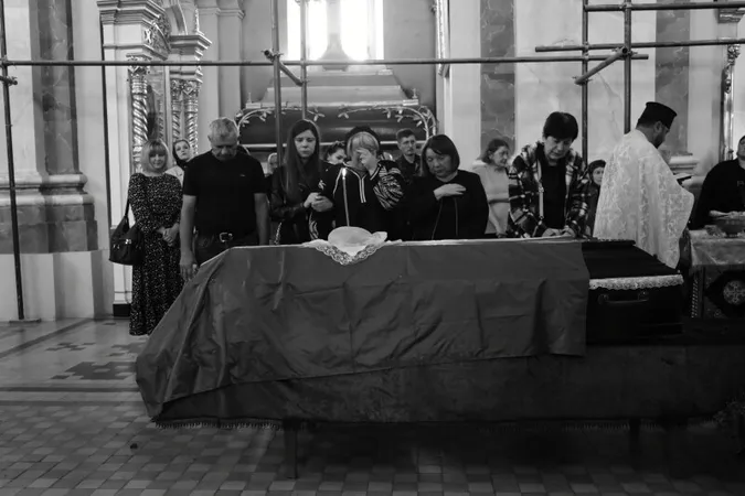 У Луцьку попрощалися із загиблим на Бєлгородщині Сергієм Аксьоновим (фото)
