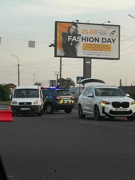 У Луцьку на Карпенка-Карого не розминулися дві автівки (фото)
