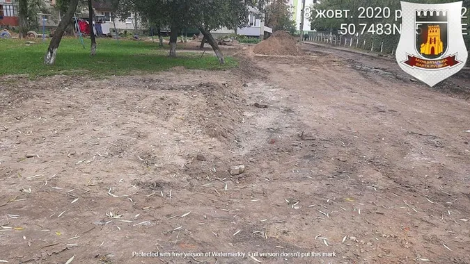 В районі Балки облаштовують майданчик для збору побутових відходів (фото)