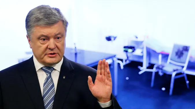 Порошенко у Німеччині прокоментував «телефонні дебати» із Зеленським