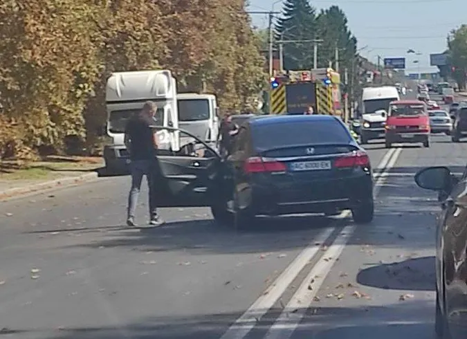 Фото з місця подій