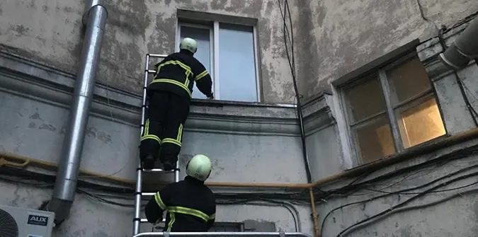 У Луцьку рятувальники двічі допомогли медикам «швидкої» (фото)