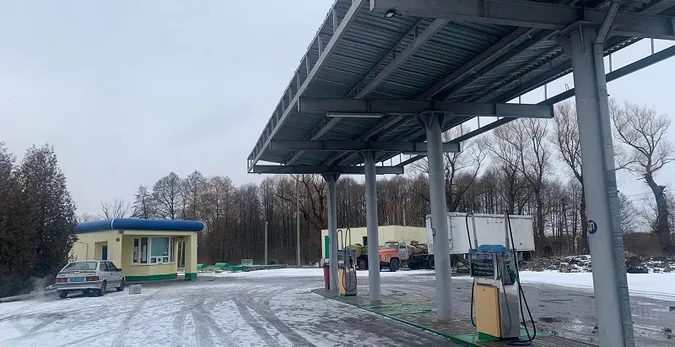 Шість тонн палива: на Волині викрили нелегальну АЗС (фото, відео)