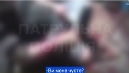 Стікав кров'ю: у Луцьку патрульні врятували пораненого чоловіка (відео)