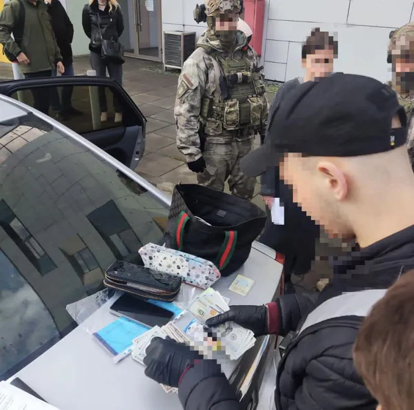 Справа волинської благодійниці, яка незаконно переправляла чоловіків за кордон, зависла у суді