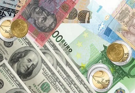 Скільки коштуватиме долар до кінця 2016 року: думка експертів