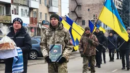 У Ковелі попрощалися із молодим воїном Андрієм Карацаєм (фото)
