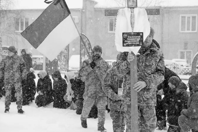 Під білою пеленою снігу: у Володимирі провели в останню дорогу двох полеглих Героїв (фото)