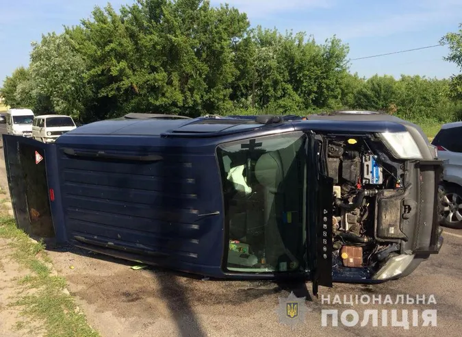 У Луцьку – подвійна аварія: водія госпіталізували (фото)