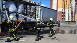 У Ковелі посеред вулиці загорілася фура з вугіллям (фото)