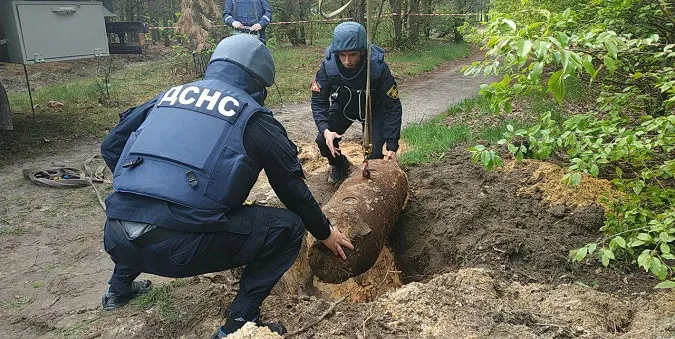 Будуть вибухи: у Луцькому районі піротехніки знищуватимуть боєприпаси часів Другої світової війни