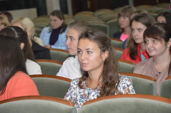 Студентам розповіли про те, як наркотики руйнують життя