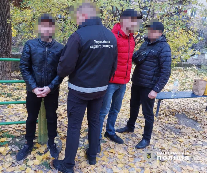 «Донька потрапила у ДТП»: грабіжник забрав у 81-річного лучанина 50 тисяч доларів