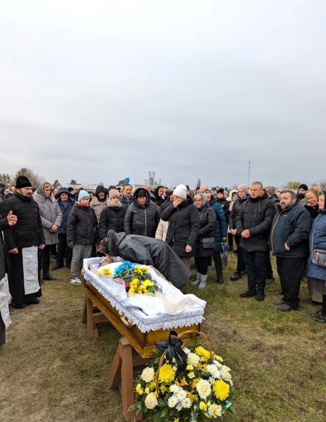 На Волині попрощались із загиблим воїном Валентином Поліщуком (фото, відео)