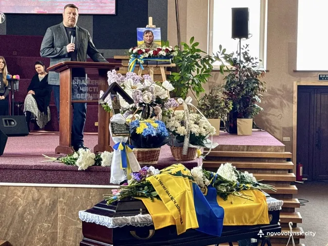 На Волині попрощалися з Героєм Олександром Грабовим (фото)